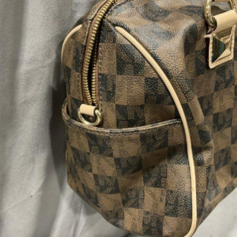 Used MICHAEL KORS Checkerboard GREYSON SATCHEL BAG - Picture 5 of 12